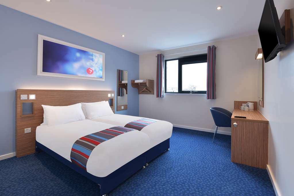 Travelodge Bracknell Room photo